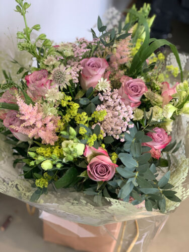 cropped-scent-with-love-pink-flowers.jpg